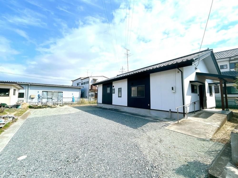 Renovated 3LDK House in Koriyama with Large Land - Thumbnail 2