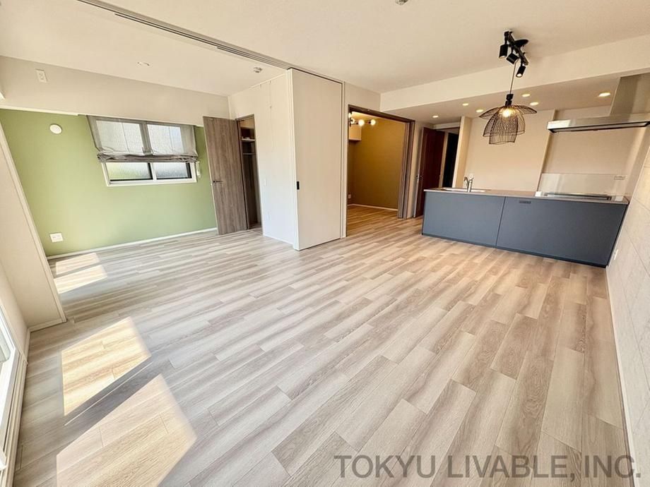 4LDK Apartment for Sale in Saitama City, Chuo Ward - Thumbnail 3