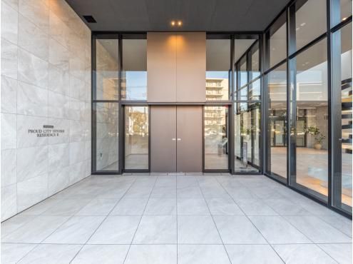 2LDK Apartment for Sale in Kohoku-ku, Yokohama - Thumbnail 2
