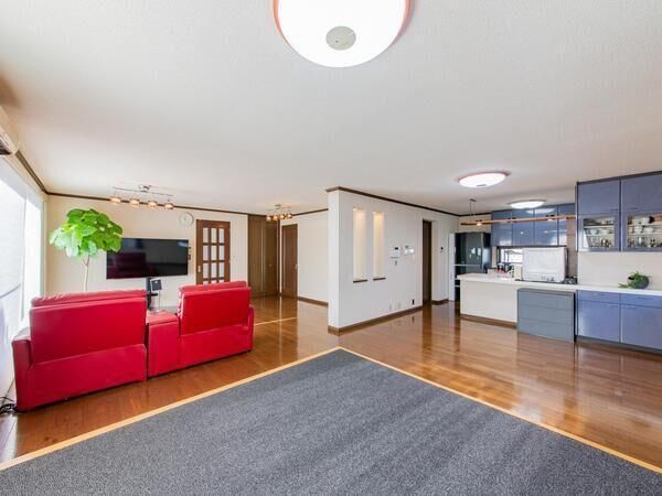 6LDK+S Detached House in Sendai, Miyagi – 219m², 2-Story, All-Electric - Thumbnail 4