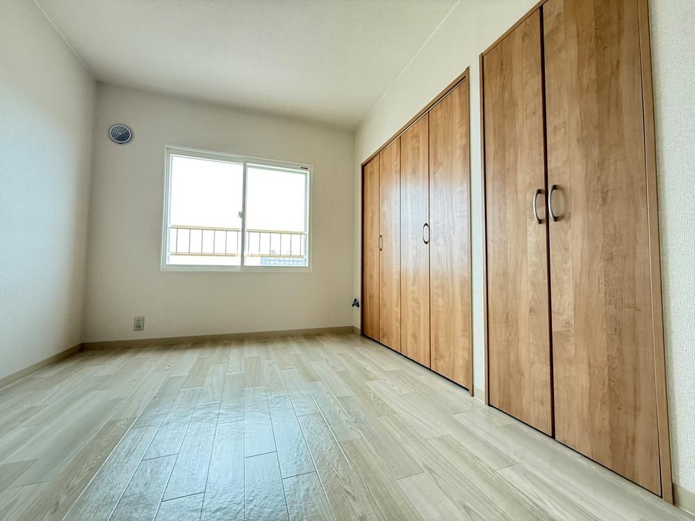 Renovated 2LDK Apartment in Kitahiroshima, Hokkaido - Thumbnail 3