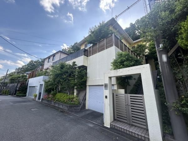 8LDK House for Sale in Asao Ward, Kawasaki, Kanagawa - Thumbnail 2