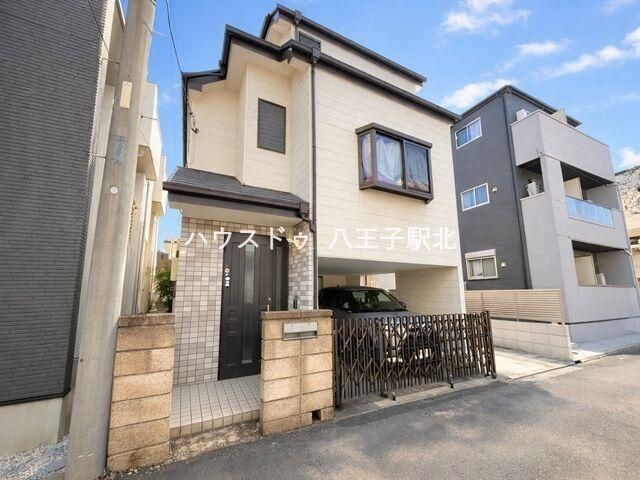 1995 Built Detached House for Sale in Hachioji, Tokyo - Thumbnail 2