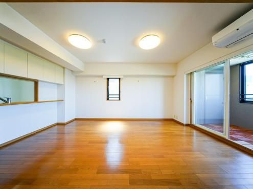 3LDK Apartment for Sale in Shin-Yokohama, Kanagawa - 76.25m2 - Thumbnail 4