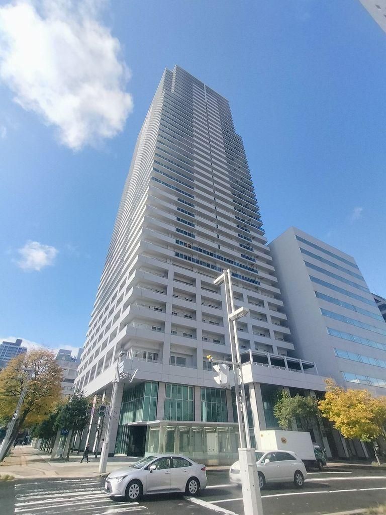1LDK Apartment for Sale near Sapporo Station, Hokkaido - Thumbnail 2