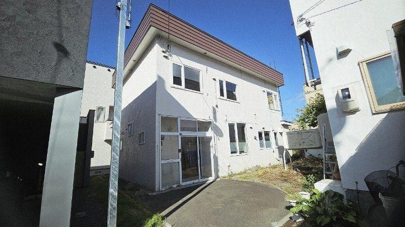 Historic 6LDK Kominka in Chuo-ku, Sapporo, 155 sqm Land - Thumbnail 2
