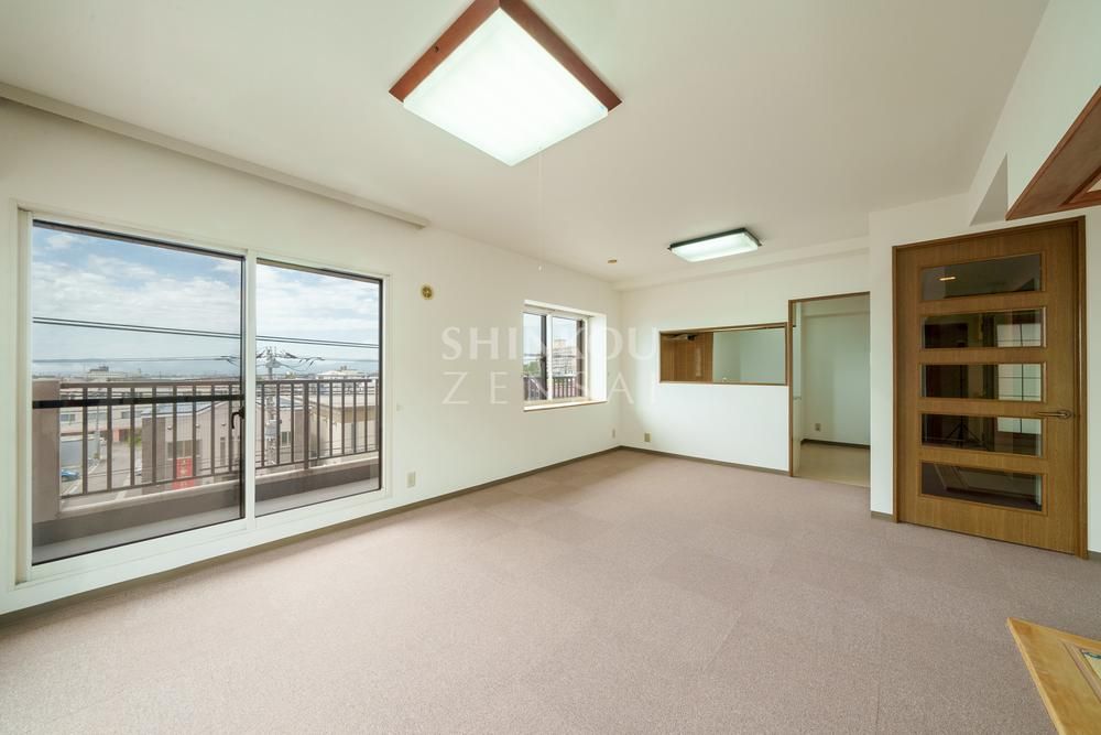 3LDK Apartment for Sale in Hakodate, Hokkaido - 79m2 - Thumbnail 4