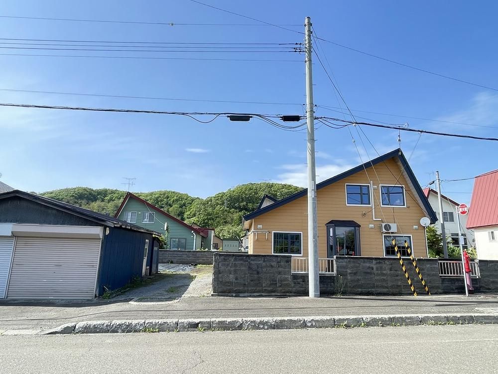 4LDK Detached House for Sale in Mikasa, Hokkaido - 1.8M Yen - Thumbnail 3