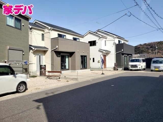 4LDK All-Electric House Near Meiden Akasaka Station in Toyokawa - Thumbnail 3
