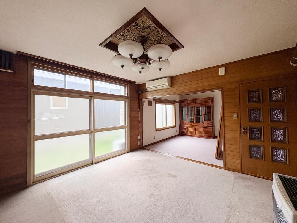 Renovation-Ready 6LK House in Obihiro with 178m² Land - Thumbnail 3