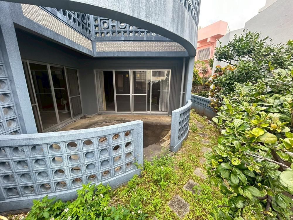 Spacious 2LDK RC House for Sale in Naha, Okinawa - Thumbnail 4