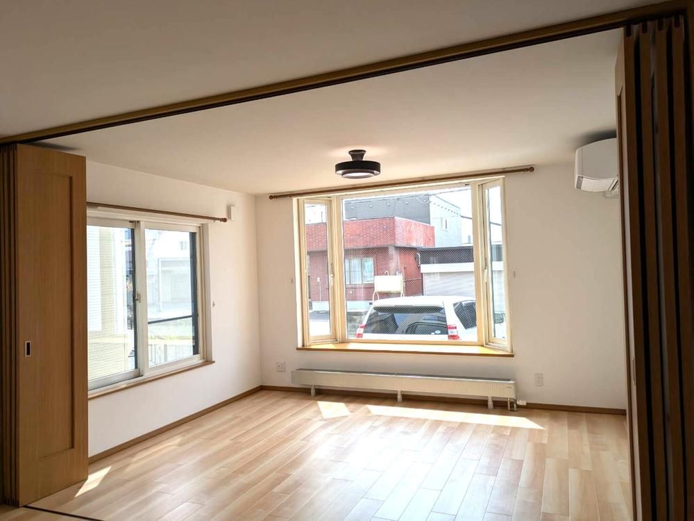 Renovated 4LDK House in Asahikawa, Hokkaido - 21.3M Yen - Thumbnail 2