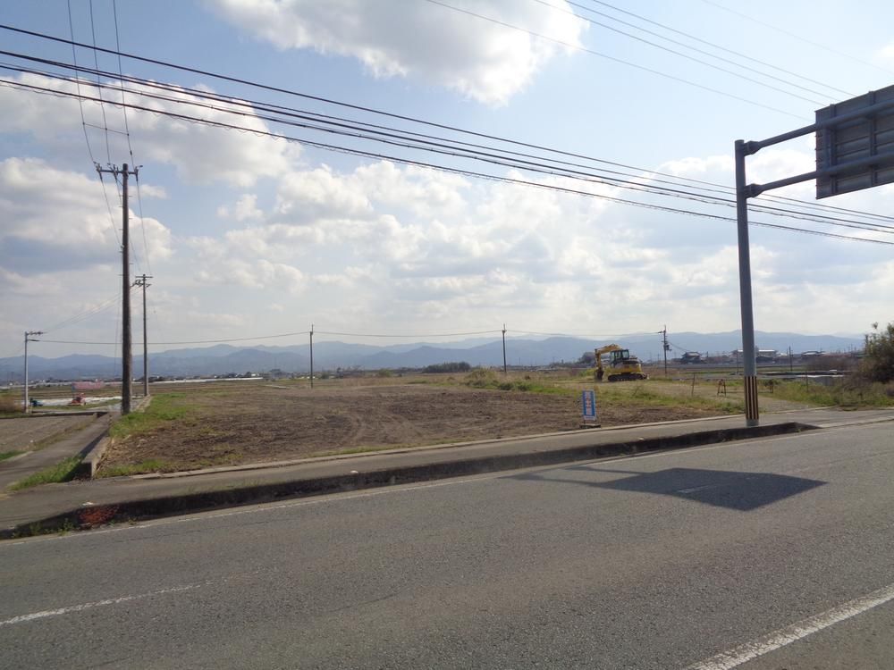 Large 1188m2 Land for Sale in Itano Town, Tokushima - Thumbnail 2