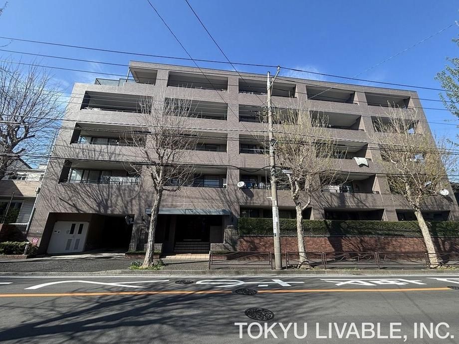 3LDK Apartment for Sale in Kawasaki, Kanagawa - 73m2 - Thumbnail 2