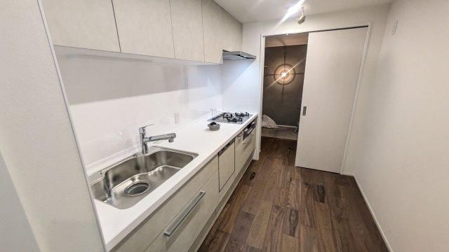Renovated 2LDK Apartment in Chigasaki Near Beach - Thumbnail 4