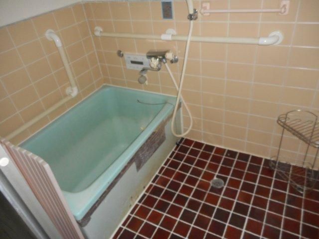 5DK Resale House in Wakayama City, 88.55 sqm Land - Thumbnail 4