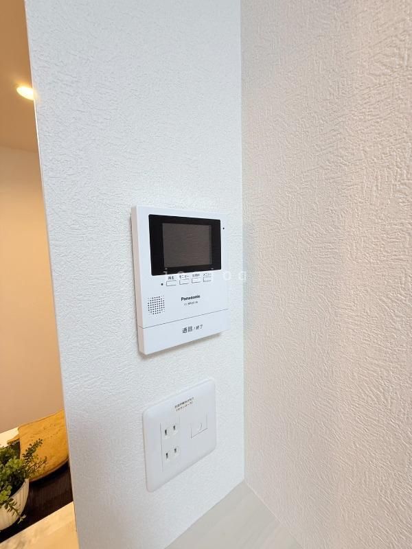 Renovated 3LDK Apartment for Sale Near Hachiken Station, Sapporo - Thumbnail 4