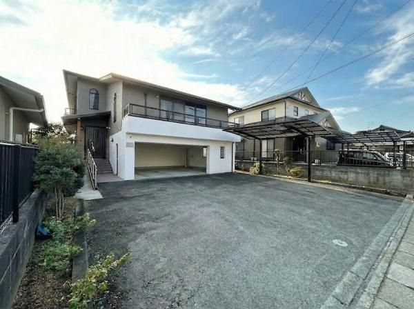 6LDK Detached House in Higashi Ward, Kumamoto – 306 sqm with Garage - Thumbnail 2