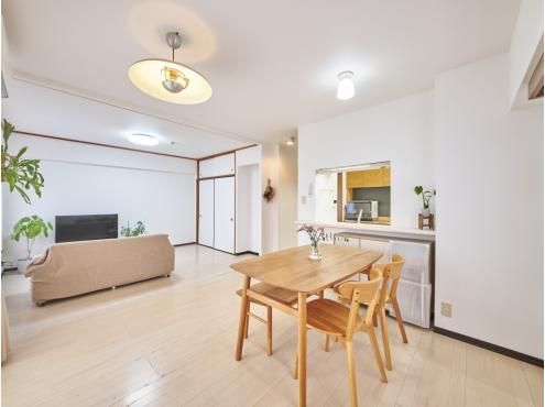 1LDK Apartment for Sale in Yokohama, Kanagawa - Thumbnail 3