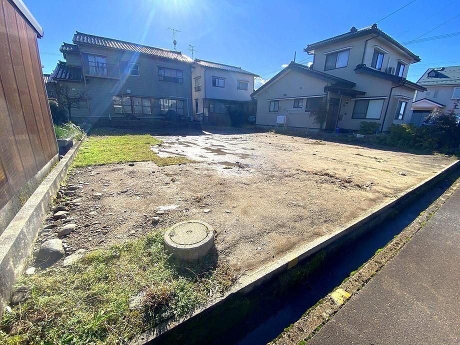Land for Sale in Namikawa City, Toyama - 241m2 - Thumbnail 2