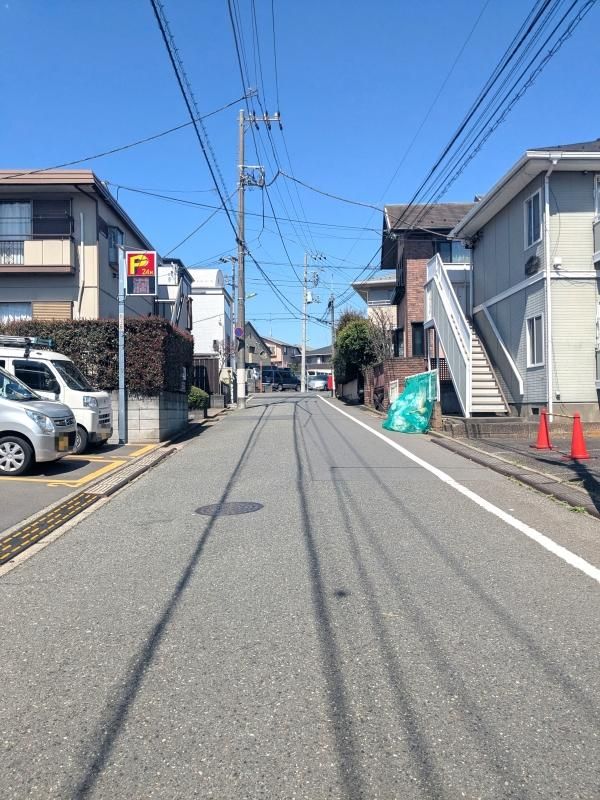 110m² Building Lot in Setagaya, Tokyo – No Building Conditions - Thumbnail 3