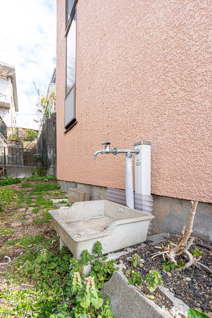 Renovated 5LDK House with Garden & Garage Near Tsurukawa Station - Thumbnail 4