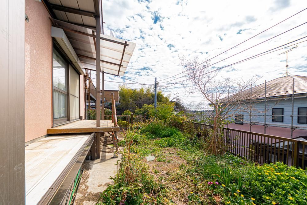Renovated 5LDK House with Garden & Garage Near Tsurukawa Station - Thumbnail 3