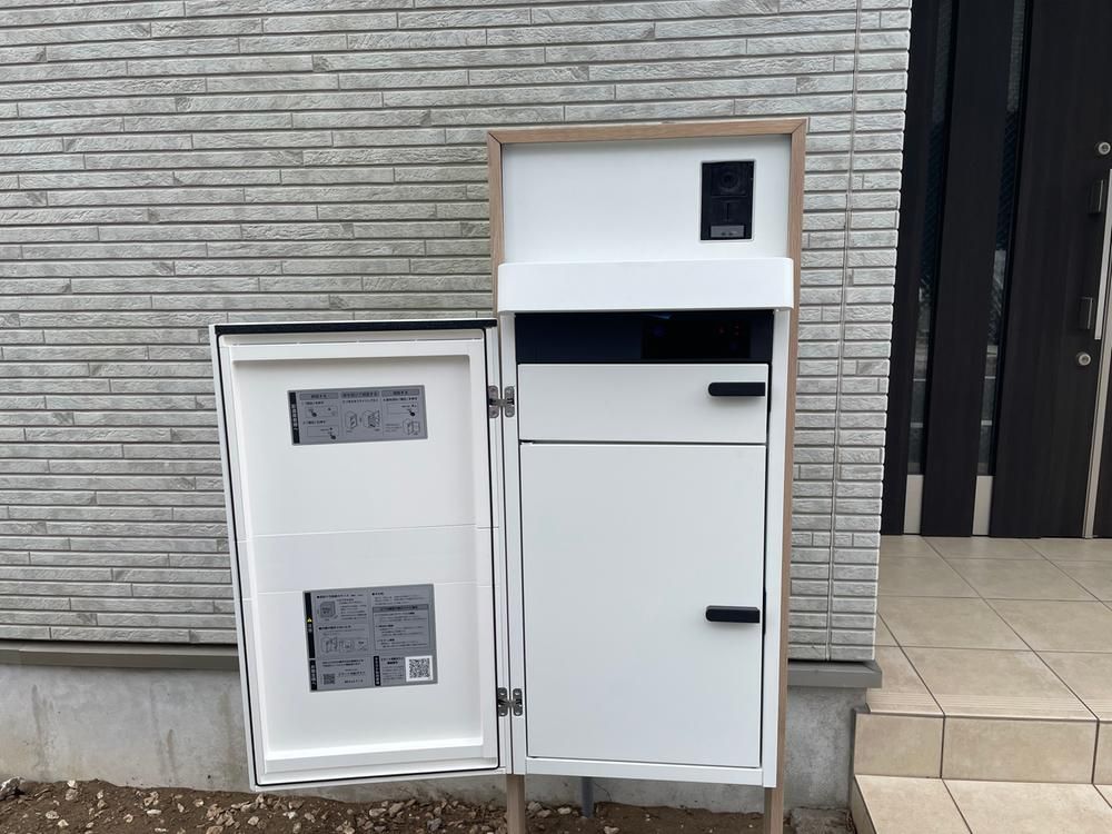 Renovated 3LDK House for Sale in Nakano, Tokyo - Thumbnail 4