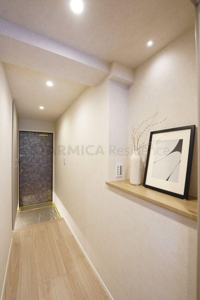 Renovated 1LDK Apartment in Shinjuku, Tokyo – 60.84m² - Thumbnail 4