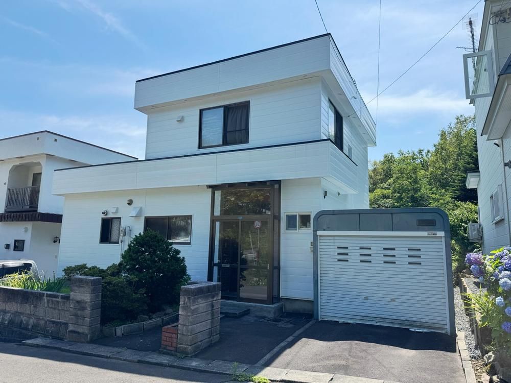 5LDK House for Sale in Otaru, Hokkaido - 430万円 - Thumbnail 2