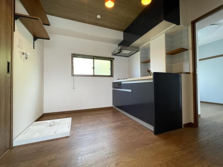 2LDK Apartment for Sale in Ebina, Kanagawa - 42.57m2 - Thumbnail 3