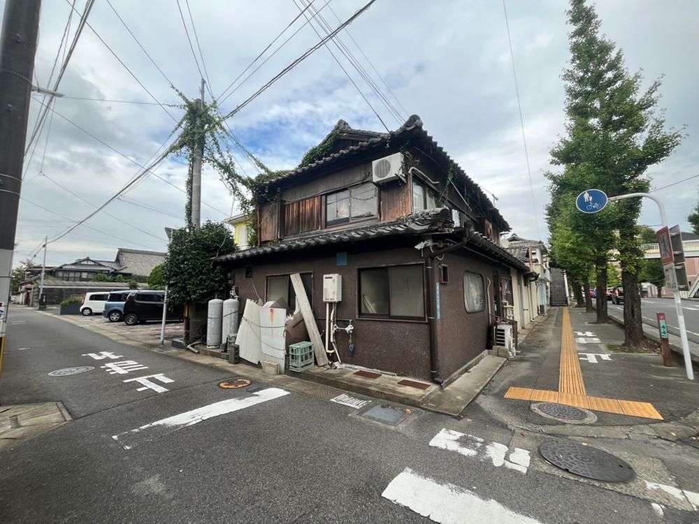 Commercial Land for Sale on Route 264 in Saga City - Image 1