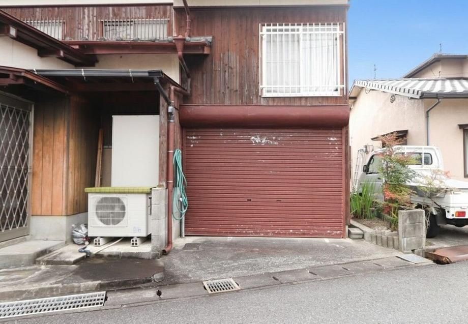 7DK Detached House for Sale on 279m² Land in Saga City - Thumbnail 2