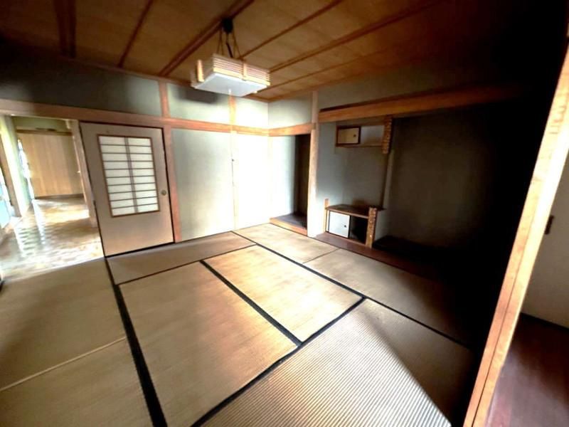 7DK House for Sale in Higashikagawa, Kagawa - 230.85m2 - Thumbnail 4