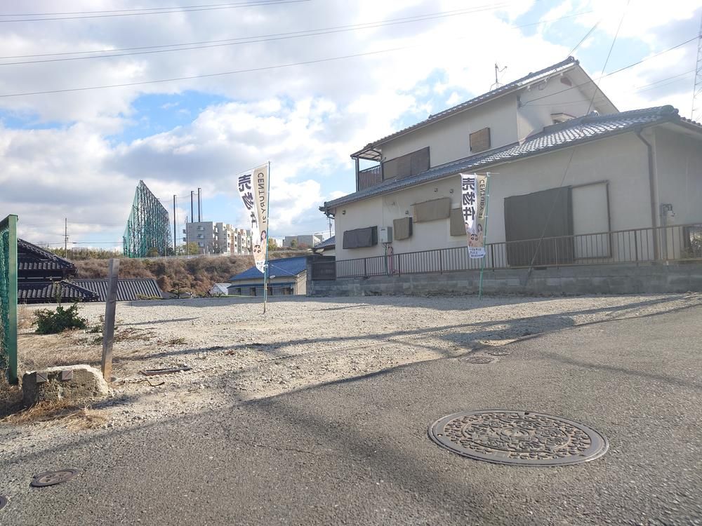 Building Land for Sale in Neyagawa City, Osaka - Thumbnail 2