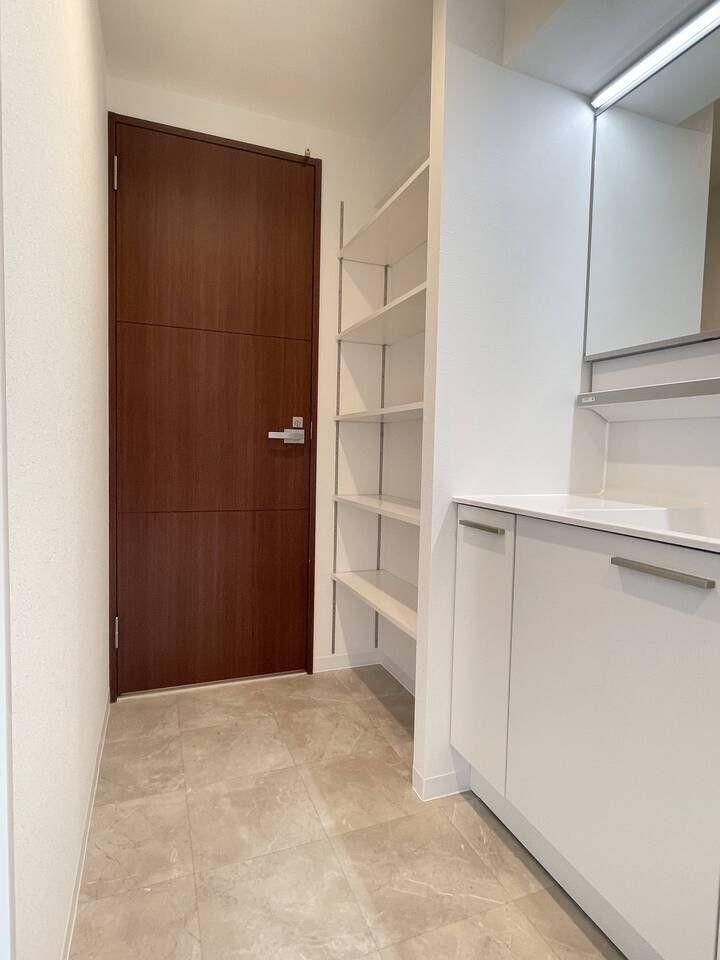 3LDK Maisonette Apartment for Sale in Chuo-ku, Sapporo - Thumbnail 3