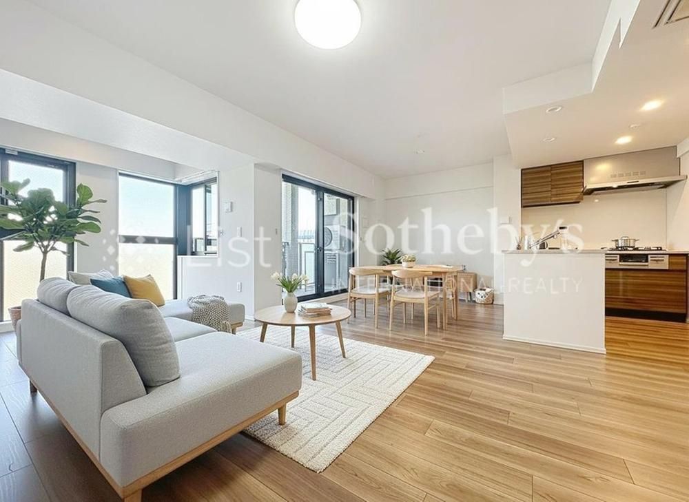 3LDK Apartment for Sale in Naka Ward, Yokohama - Thumbnail 4