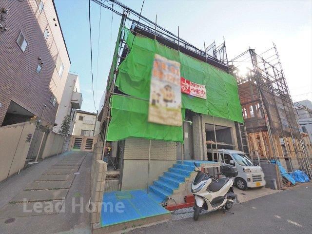 Spacious 3LDK+S House in Shibuya, Tokyo - 178.99m2 - Thumbnail 2