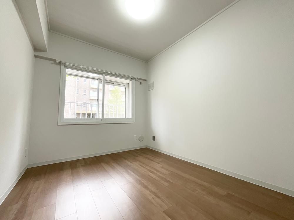 Renovated 3LDK Apartment for Sale in Minami-ku, Sapporo - Thumbnail 4