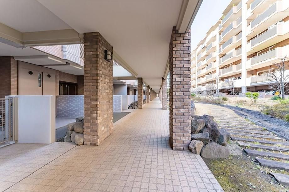 4LDK Apartment for Sale in Kawasaki, Kanagawa - 117m2 - Thumbnail 3