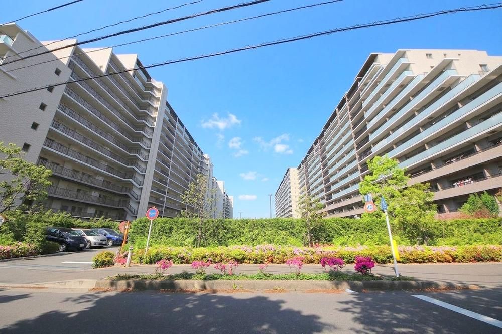 3LDK Apartment for Sale in Yamato City, Kanagawa Prefecture - Thumbnail 3