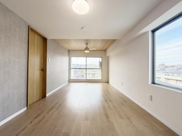 Renovated 2LDK Apartment in Sendai, Miyagi - Thumbnail 2