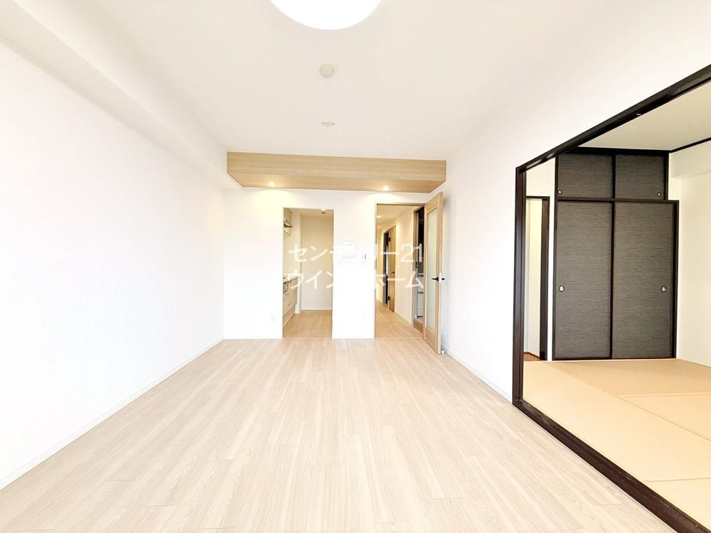 2LDK Apartment for Sale in Saitama City, Minami-ku - Thumbnail 4