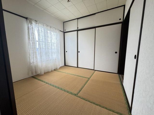 2LDK Apartment for Sale in Sagamihara, Kanagawa - 49.37m2 - Thumbnail 4