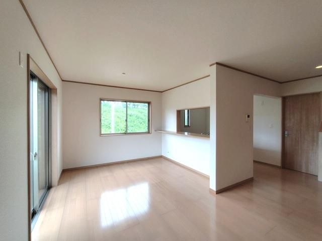 Renovated 4LDK House in Kisarazu, Chiba - 111.78 sqm - Thumbnail 4