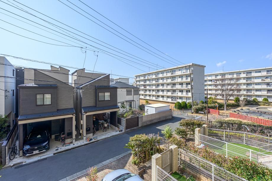1LDK Apartment for Sale in Chigasaki, Kanagawa – 70.41m2 - Thumbnail 2