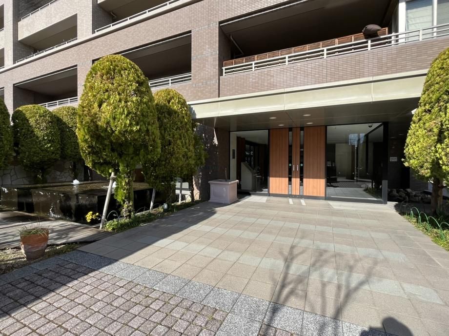 2LDK Apartment for Sale in Takamatsu, Kagawa - 83.52 sqm - Thumbnail 2