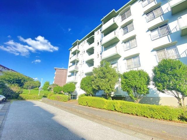 3LDK Top-Floor Apartment in Minuma Ward, Saitama City - Thumbnail 2