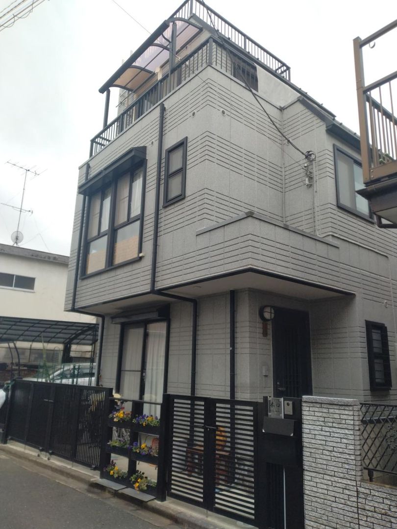 2LDK Detached House for Sale in Hachioji, Tokyo - Thumbnail 2