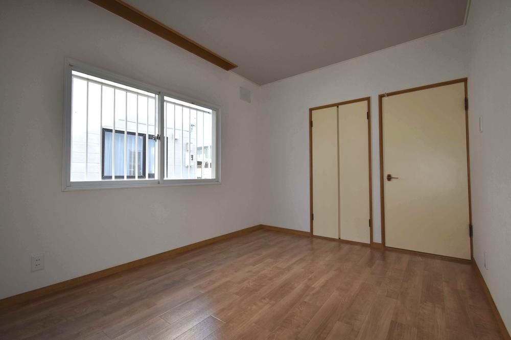 Renovated 5LDK House for Sale in Ebetsu, Hokkaido - Thumbnail 4